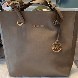 Michael Kors tote bag